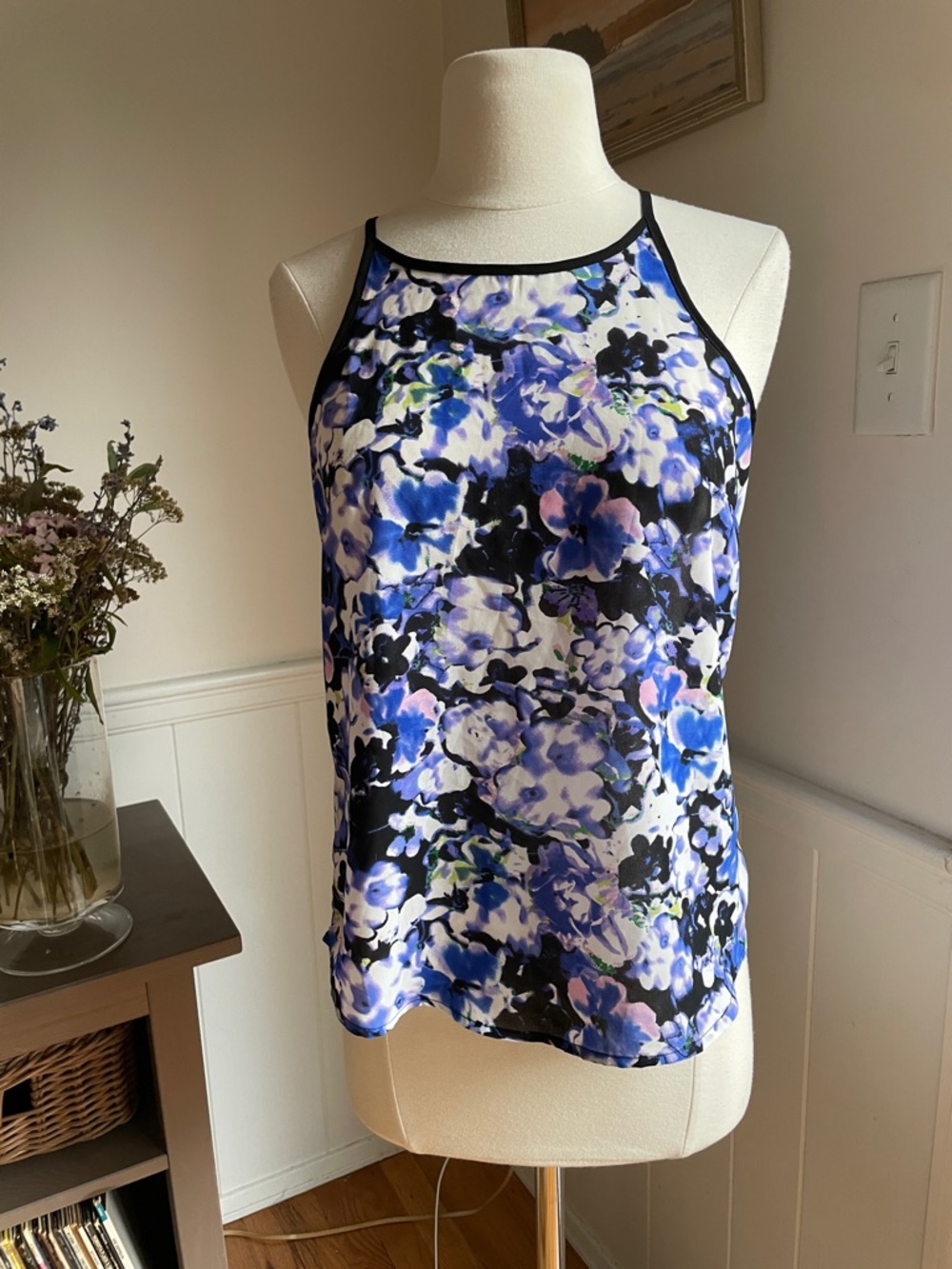 Beautiful Japna Floral Halter Neck Tank Top